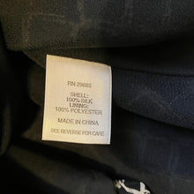 Load image into Gallery viewer, Pendleton Blouse Womens Extra Large Silk Button Down Geometric Print Career