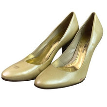 Load image into Gallery viewer, Antonio Melani Shoes Womens 6M Heels Pumps Career Office Mature