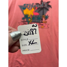 Load image into Gallery viewer, Memphis Shirt Womens Extra Large Flamingo Spell Out Advertising Single Stitch