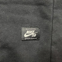 Load image into Gallery viewer, Nike SB Sweatshirt Mens Large Black Crewneck Essential Logo Performance Pullover