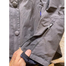 Load image into Gallery viewer, Holden Jacket Womens Medium Outerwear Lined Coat Ski Utility USA Waterproof