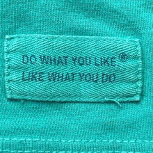 Load image into Gallery viewer, Life is Good Shirt Womens Medium Mature Kitchencore Everyday Streetwear