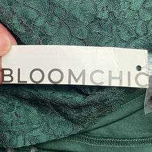 Load image into Gallery viewer, Bloomchic Blouse Womens 18 Mature Lace Lined Flowy Boho Festival Office NWT