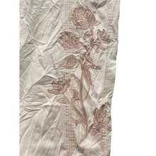 Load image into Gallery viewer, Chicos Pants Womens 14R Embroidered Floral Crop Capri Travel Costal Beachy