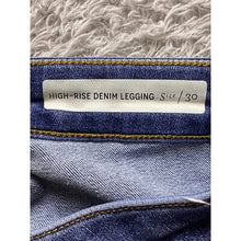 Load image into Gallery viewer, Anthropologie Pilcro Jeans Womens 30 Button High Rise Denim Front Pockets Blue