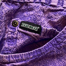 Load image into Gallery viewer, Vintage EZZEWEAR Pants Womens Small Purple Acid Wash Capri Snap Front Casual
