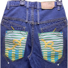 Load image into Gallery viewer, Rocawear Jeans Womens 16 Y2K Baggy Wide Leg Big Pockets Streetwear Embroidered