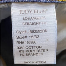 Load image into Gallery viewer, Judy Blue Jeans Womens 15 Distressed Raw Hem Normcore Stretch Style JB82592DK