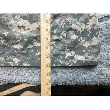 Load image into Gallery viewer, US Army Uniform Jacket Mens Extra Large Long Digital Camouflage Skate Gorpcore