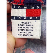 Load image into Gallery viewer, Tommy Hilfiger Shorts Mens Small Board Surfing Hawaiian AOP Beachy Coastal