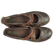 Load image into Gallery viewer, Clarks Shoes Womens 8M Brown Leather Slip On Strappy Loafers