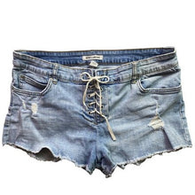Load image into Gallery viewer, Billabong Cut-Offs Womens Extra Large Distressed Micro Shorts Beachy Festival