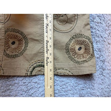 Load image into Gallery viewer, Hearts of Palm Vest Womens 18 Embroidered Sleeveless Snaps Boho Tan Stretchy