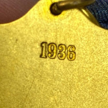 Load image into Gallery viewer, Vintage 1936 Garden City Rifle Assn Team Medal Award Shooting
