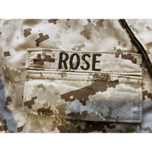 Load image into Gallery viewer, US Marines Jacket Mens Small Desert Camo Digital Pixel Skater Grunge Button Down