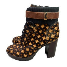Load image into Gallery viewer, Antonio Melani Boots Womens 6M Ankle Booties Calf Hair Chunky Platform Combat