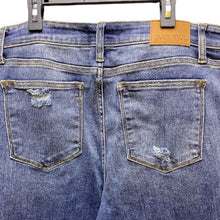 Load image into Gallery viewer, Judy Blue Jeans Womens 15 Distressed Raw Hem Normcore Stretch Style JB82592DK