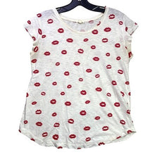 Load image into Gallery viewer, Soft Joie Shirt Womens Small Red Kiss Lips AOP Slub Festival Holiday Streetwear