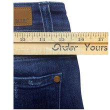 Load image into Gallery viewer, Judy Blue Jeans Women's 7/28 (31x29) Distressed Skinny Fit Grunge Ripped Denim