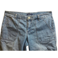 Load image into Gallery viewer, Bandolino Jeans Womens Size 10 Hadley Blue Denim Capri Cropped Blue