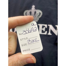 Load image into Gallery viewer, Queen Crown Shirt Womens 3XL Black Spell Out Preppy Festival Everyday Streetwear
