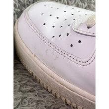 Load image into Gallery viewer, Nike Air Force 1 Shoes Mens 9.5 White AF1 Leather Low Top Sneakers Lifestyle