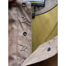 Load image into Gallery viewer, ZERO Restriction Vest Mens Large Golf Outdoors Brown Plaid Snaps Embroidery