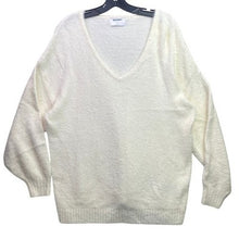 Load image into Gallery viewer, Old Navy Sweater Womens Medium Oversized Fuzzy Preppy Academia Pull Over Career