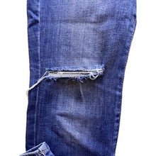 Load image into Gallery viewer, Lucky Brand Jeans Womens 2/26 Distressed Denim Mid Rise Straight Sweet