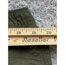 Load image into Gallery viewer, The North Face Shorts Mens Olive Green Cargo Outdoors Hiking Gorpcore Logo