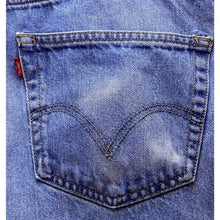 Load image into Gallery viewer, Levi's 550 Jeans Mens 38x34 Blue Denim Relaxed Fit Straight Leg Streetwear