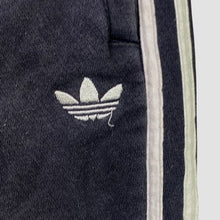 Load image into Gallery viewer, Adidas Joggers Boys Extra Large Colorblock Trefoil Logo Athleisure Streetwear
