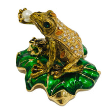 Load image into Gallery viewer, Brown Frog on Leaf Jewelry Case  (MINIMUM OF 2)