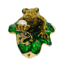 Load image into Gallery viewer, Brown Frog on Leaf Jewelry Case  (MINIMUM OF 2)