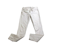 Load image into Gallery viewer, Levis Denizen Jeans Womens 28x26.5 White Low Rise Jegging Tapered Casual Ladies