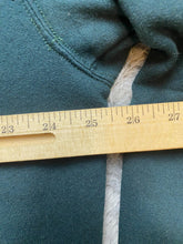 Load image into Gallery viewer, VTG Cardinal Sweatshirt Womens 1X Hunter Green Grandmacore Embroidered Plus Lady
