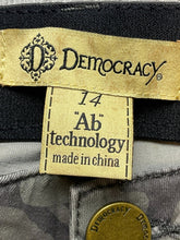 Load image into Gallery viewer, Democracy Pants Womens 14 (36x27.5) Gray Camo Ab Technology Spandex Stretch Lady