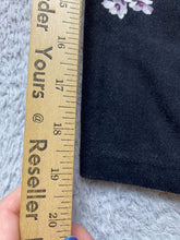 Load image into Gallery viewer, Torrid Leggings Womens 2R (40x19) Black Cropped AOP Flower Rayon Nylon Spandex