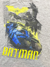 Load image into Gallery viewer, VTG Batman Begins Shirt Youth Large Gray Batmobile Superhero Movie Promo Boys