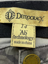 Load image into Gallery viewer, Democracy Pants Womens 14 (36x27.5) Gray Camo Ab Technology Spandex Stretch Lady