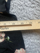 Load image into Gallery viewer, Buffalo David Bitton Shirt Womens Large Black AOP Flower Tank Blouse Viscose