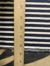 Load image into Gallery viewer, Duluth Trading Co Sweater Womens Extra Small Spandex Stretch Oversized Tunic