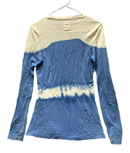 Load image into Gallery viewer, Ramblers Way Shirt Medium Ivory Blue 2 Tone Wool V-Neck USA Pullover Ladies