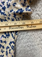 Load image into Gallery viewer, Weekends by Chico's Shirt Womens 2 Taupe Lavender Boxy Rayon Spandex Leopard AOP