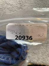 Load image into Gallery viewer, FRAME Jeans Womens 30x26 Blue Denim Le Sylvie Slender Straight Raw Hem Stretch