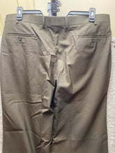 Load image into Gallery viewer, Lauren Ralph Lauren Pants Adult 40x32 Brown Total Comfort Pleated Wool Dress Men