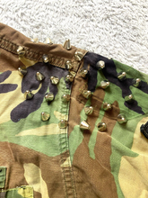 Load image into Gallery viewer, US Army Jacket Adult Medium Regular Camo Studded Westbrook Military Uniform Mens