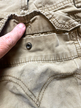Load image into Gallery viewer, Levis Shorts Adult 38 Khaki Cargo Pockets Utility Workwear Outdoor Hiking Mens