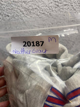 Load image into Gallery viewer, VTG Williams Valley Sweatshirt Adult Extra Large Basketball Hoodie 90s Mens