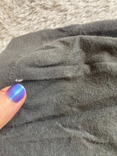 Load image into Gallery viewer, VTG Cat Shirt Womens 2XL XXL Black Senara Art Flower Basket Artsy Single Stitch